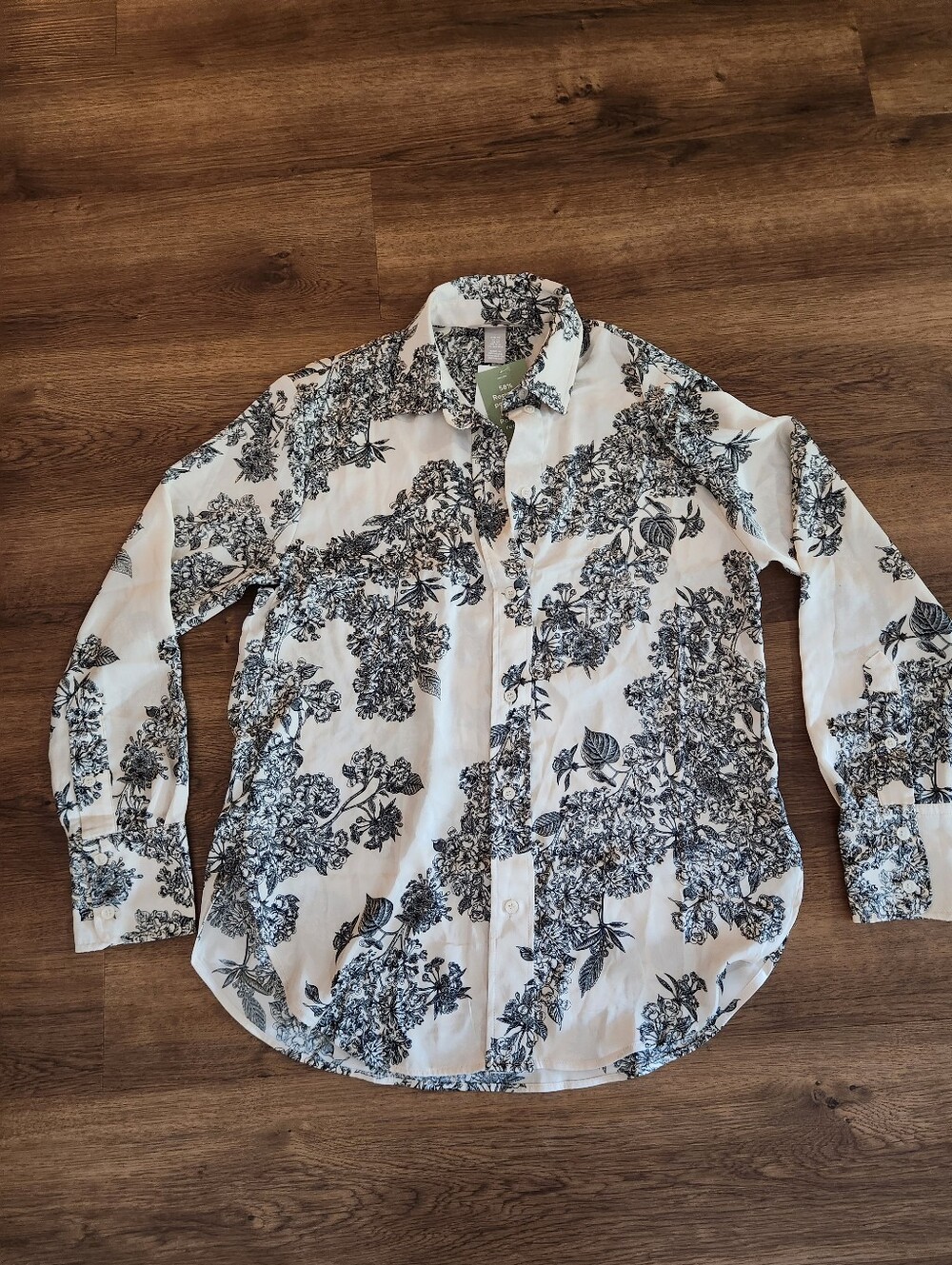 H&M Floral Button Up Size XS